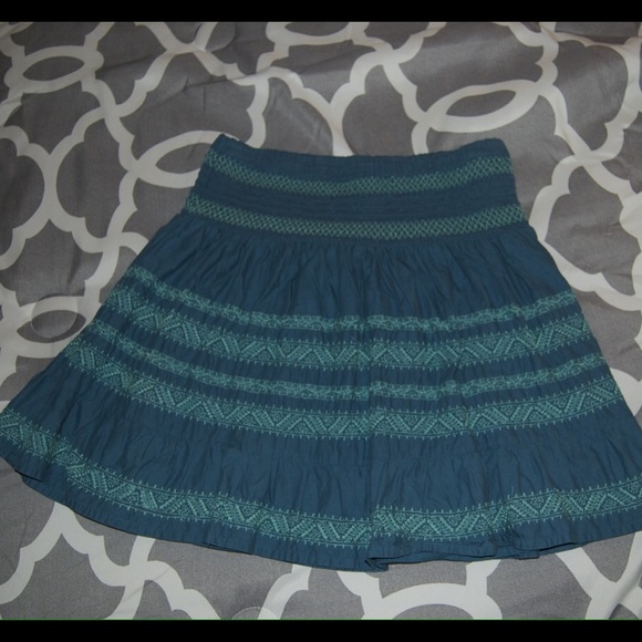 Cute summery skirt. Teal and Aqua. Size sm/med
