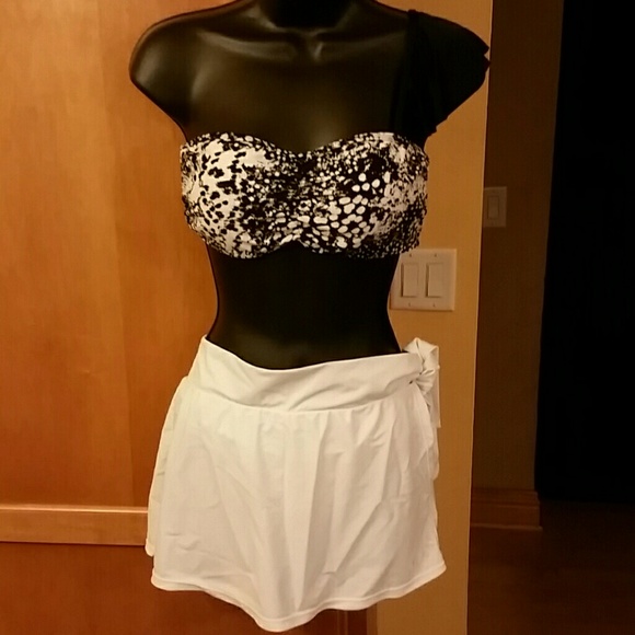 Fun, flirty 2 piece swimsuit