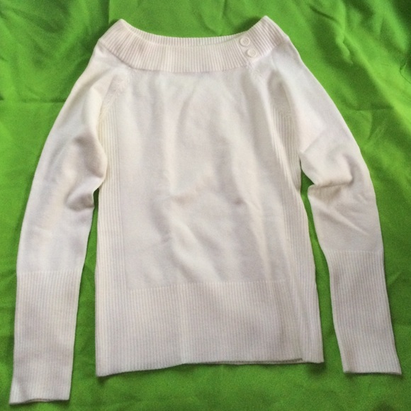 Light Cream Fitted Sweater