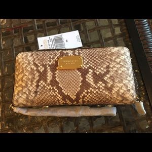 Michael Kors wallet