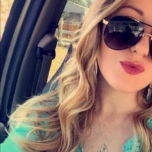 Meet your Posher, Krista