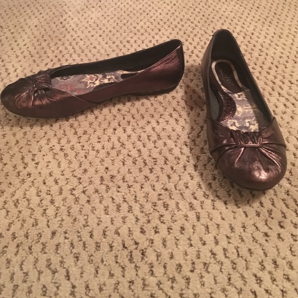 BORN: Bronze Ballet Flats. LIKE NEW!