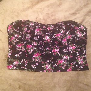 🌺 Sweetheart Floral Tube Top 🌺