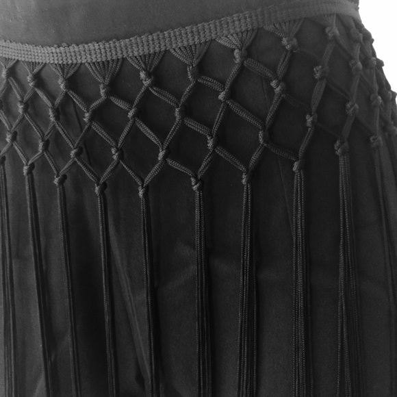 💥CLEARANCE SALE! Sassy Fringe Shorts - Picture 3 of 3