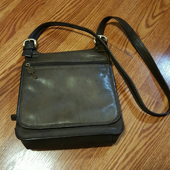 **SOLD** Fossil shoulder bag