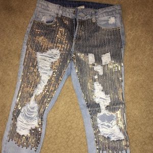 Beautiful sequence destroyed jeans