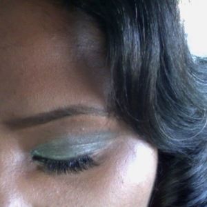 Meet your Posher, Nadia