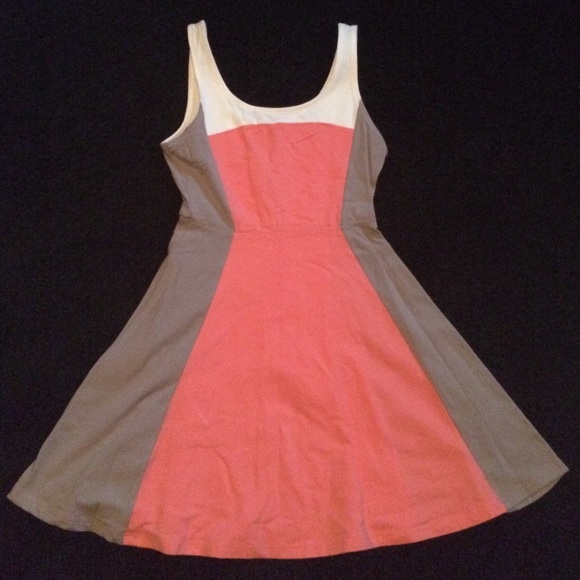 Express pink and beige summer dress!