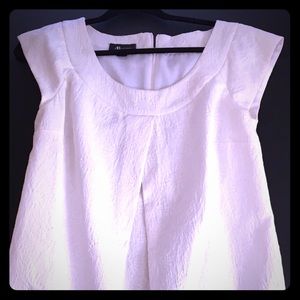 Sleeveless dress white.