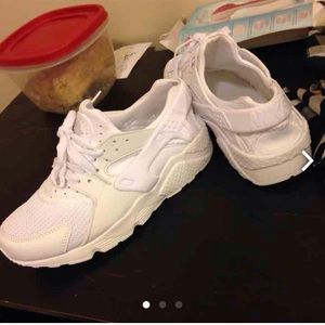 All white huaraches !! SOLD!!!