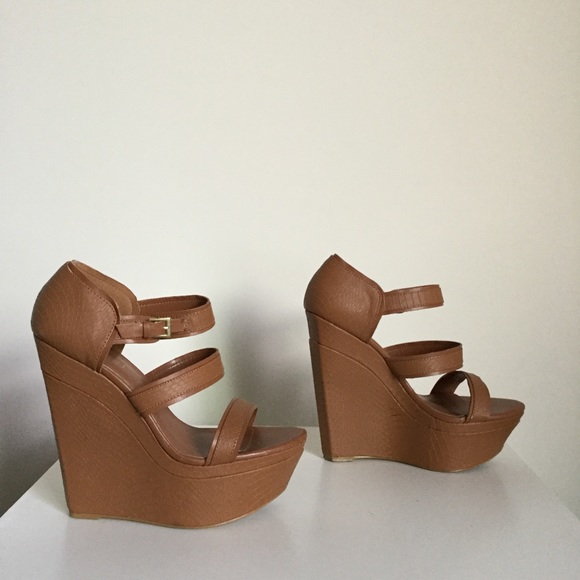 SHOECULT by Nasty Gal tan platform heels - Picture 2 of 4