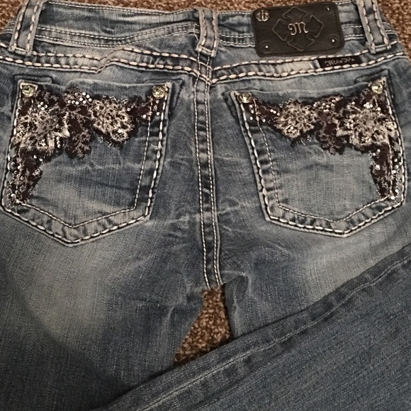 Miss Me Straight Jeans 26R