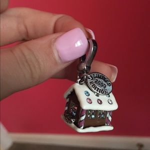 LIMITED EDITION Gingerbread house charm