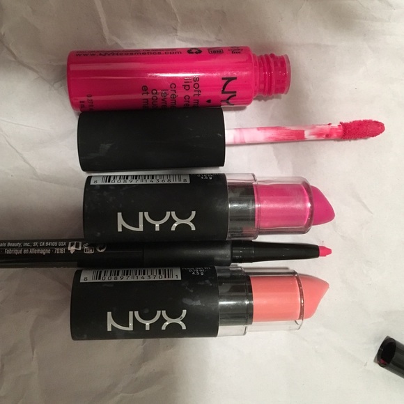 💕SOLD💕Pink Lipstick Lot - Picture 3 of 3