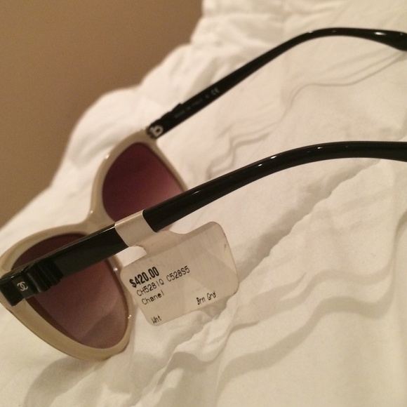 Sunglasses - Picture 4 of 4