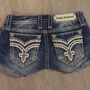 Rock Revival shorts in perfect condition!