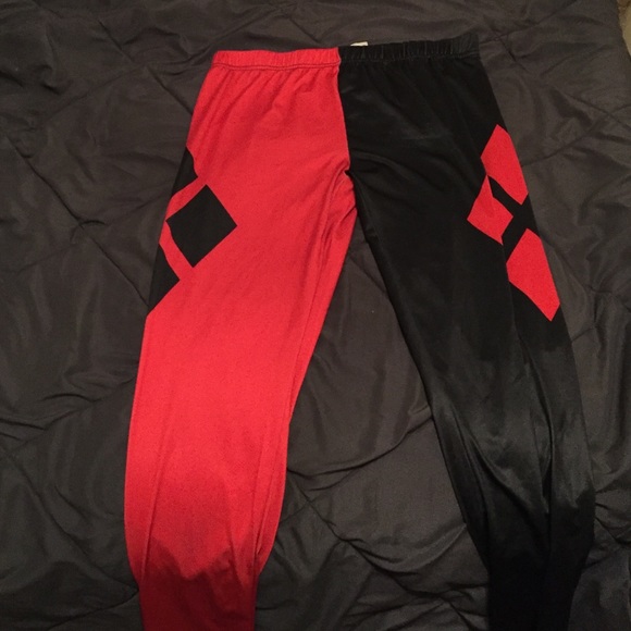 Hot Topic Pants - Harley Quinn cosplay leggings