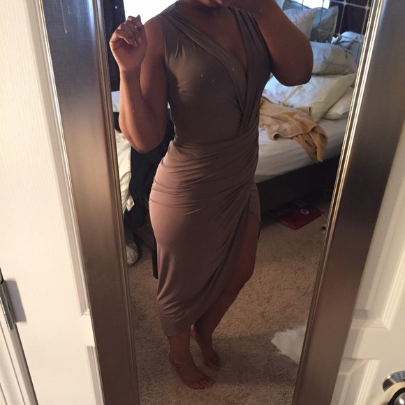 Dress👗👗👗 - Picture 2 of 2