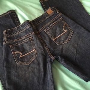 American Eagle boyfriend jeans