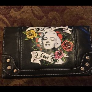 Marilyn Monroe wallet