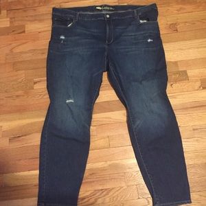 Blue straight mid rise jeans
