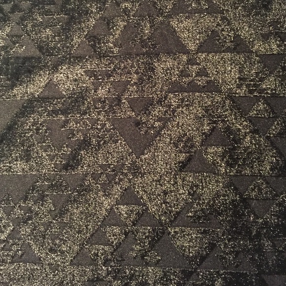 Black Velvet Tank with Textured Triangle Pattern - Picture 2 of 2