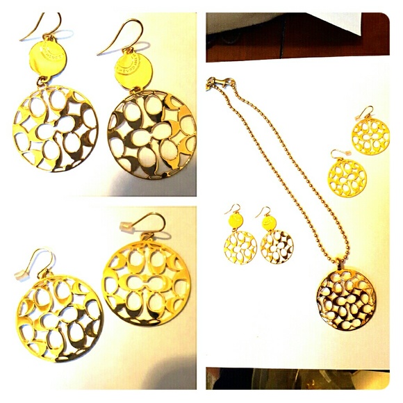 Coach Necklace Earrings Set