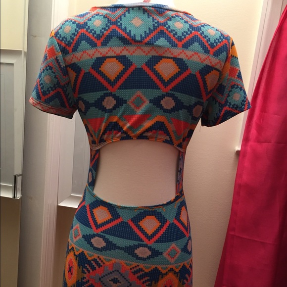 Aztec Cut-Out Dress - Picture 2 of 4