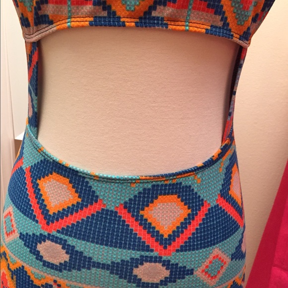 Aztec Cut-Out Dress - Picture 3 of 4