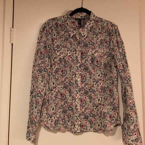 Fitted, light-weight Lucky Brand Floral print top