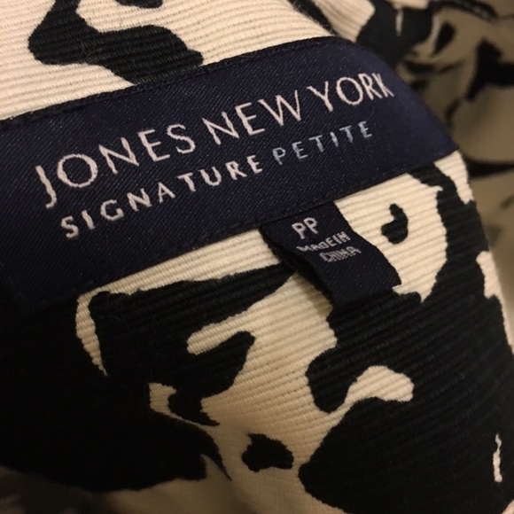 Floral jacket - Picture 4 of 4