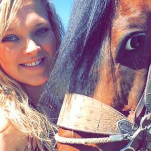 Meet your Posher, Krystle