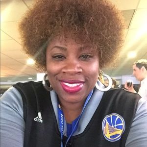 Meet your Posher, Janine