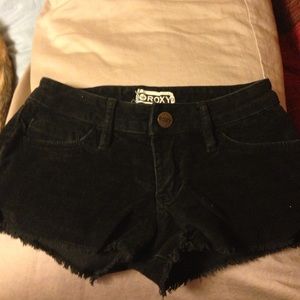 Black Roxy short shorts! Size 00!