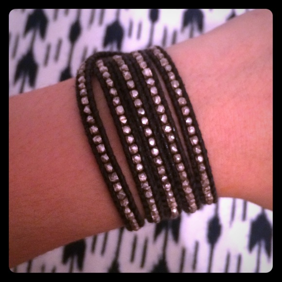 CHAN LUU STRLNG SILVR WRAP BRACELET ON BLK LEATHER