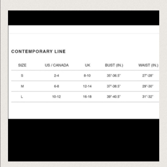 ❗️SALE❗️✨LACE TRIMMED CROP TOP - LG✨ - Picture 4 of 4