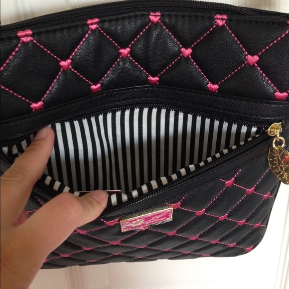 Sold - Picture 2 of 4