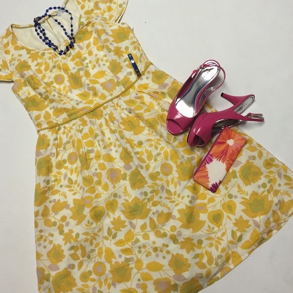 Boden Dresses & Skirts - Daffodil Spring Dress.