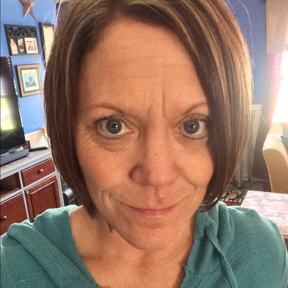 Meet your Posher, Kristin - Picture 1 of 1