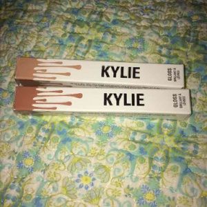 Kylie lip kit "literally"