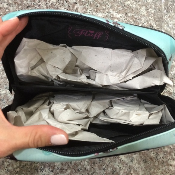 🧜‍♀️Fluff Mermaid Makeup Bag - Picture 4 of 4