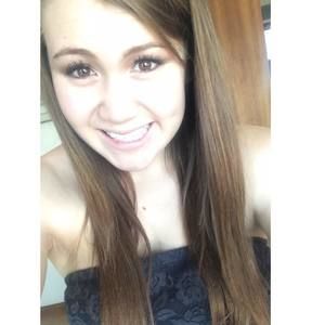 Meet your Posher, Elisa