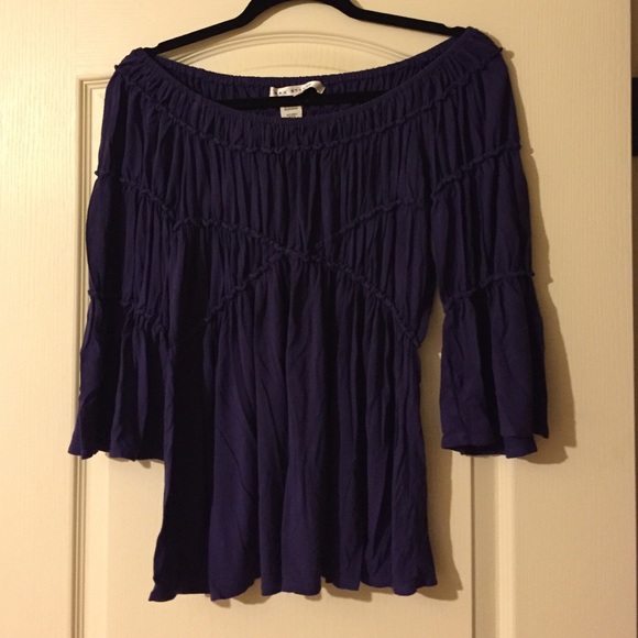 Last call! 🎉 Max Studio Off-the-shoulder Top