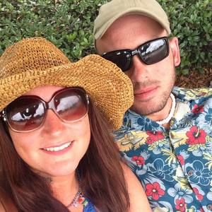 Meet your Posher, Eden