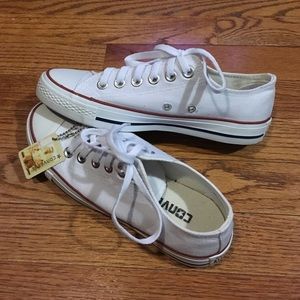 White Chuck Taylor All Star Core Ox