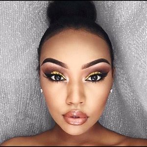 Meet your Posher, Jada