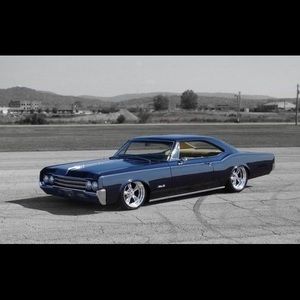 Meet your Posher, Adam