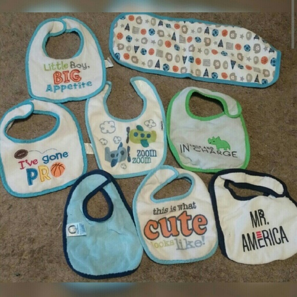 Gerber | Bib Bundle - Picture 1 of 1