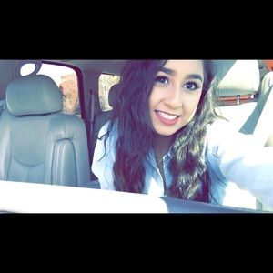 Meet your Posher, Miryam