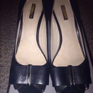 Louise et Cie black heels with bow- size 10